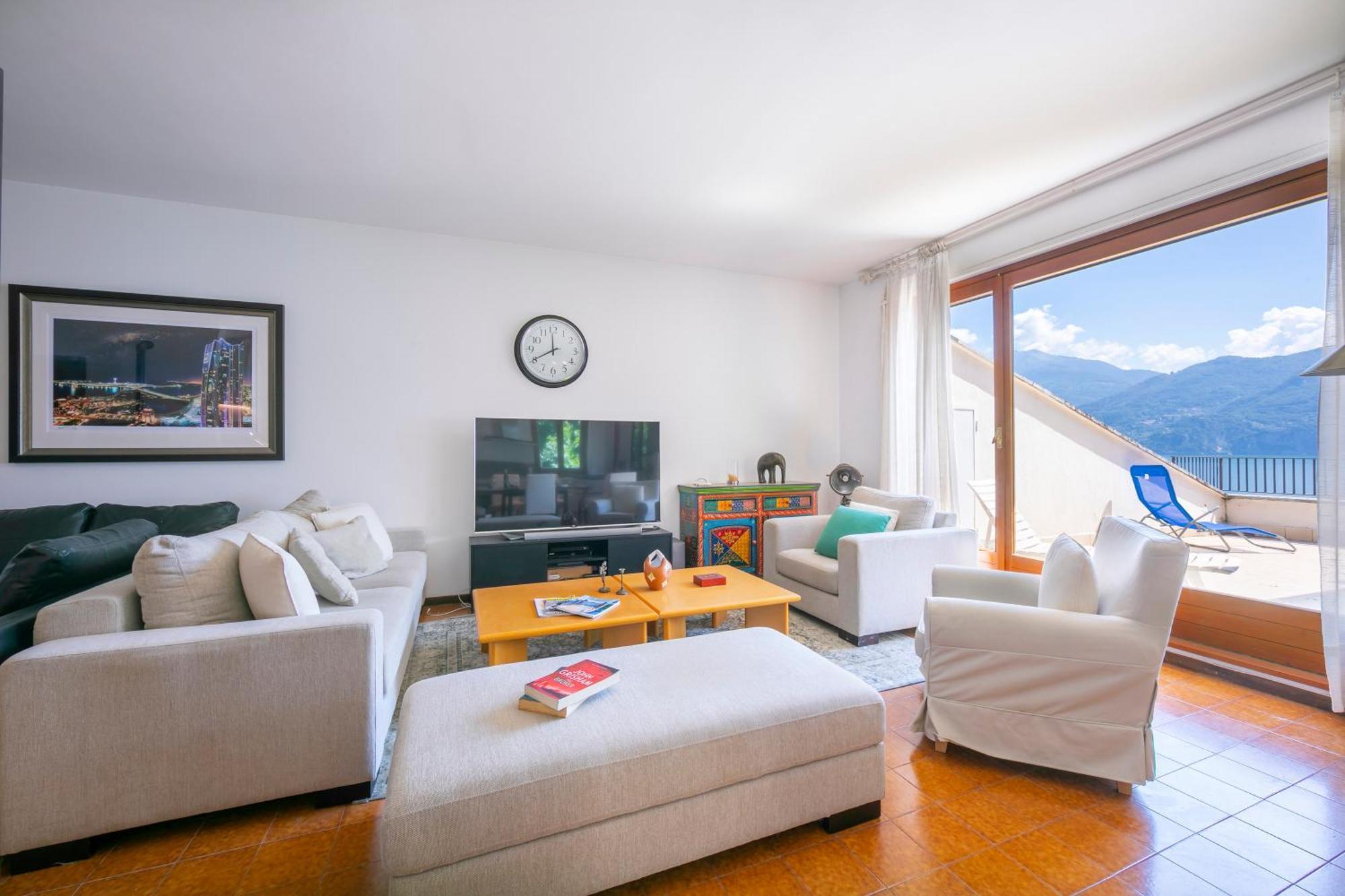 Bella Menaggio Terrazzo Apartment ภายนอก รูปภาพ